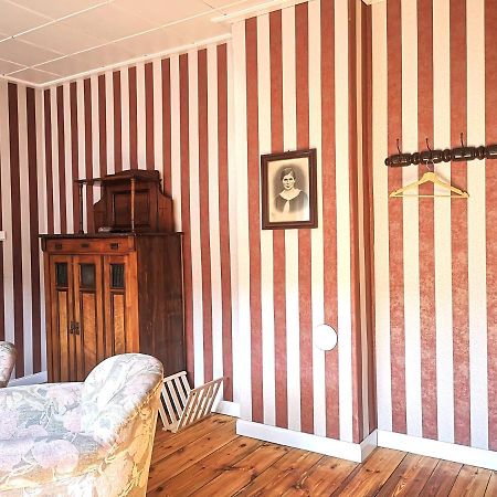 Am Lindenplatz Bed & Breakfast Crinitz Bagian luar foto