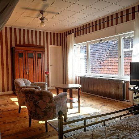 Am Lindenplatz Bed & Breakfast Crinitz Bagian luar foto