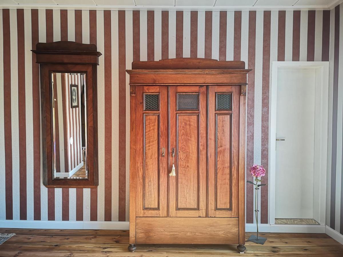 Am Lindenplatz Bed & Breakfast Crinitz Bagian luar foto
