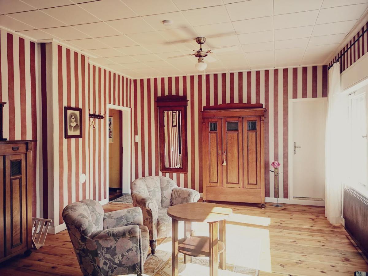 Am Lindenplatz Bed & Breakfast Crinitz Bagian luar foto